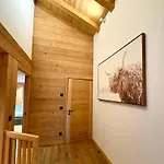 Chalet Prestige Helios 12 Guests