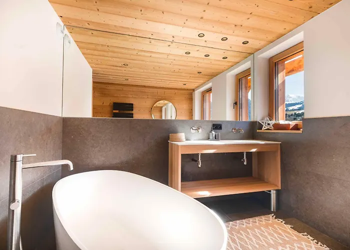 Prestige Helios 12 Guests 木屋 *