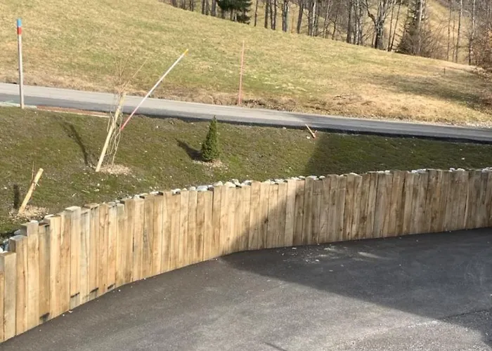 Prestige Helios 12 Guests *