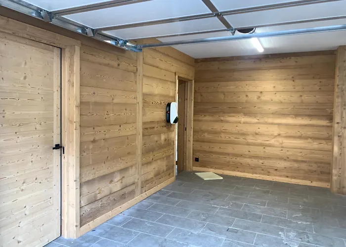 Prestige Helios 12 Guests 梅杰夫