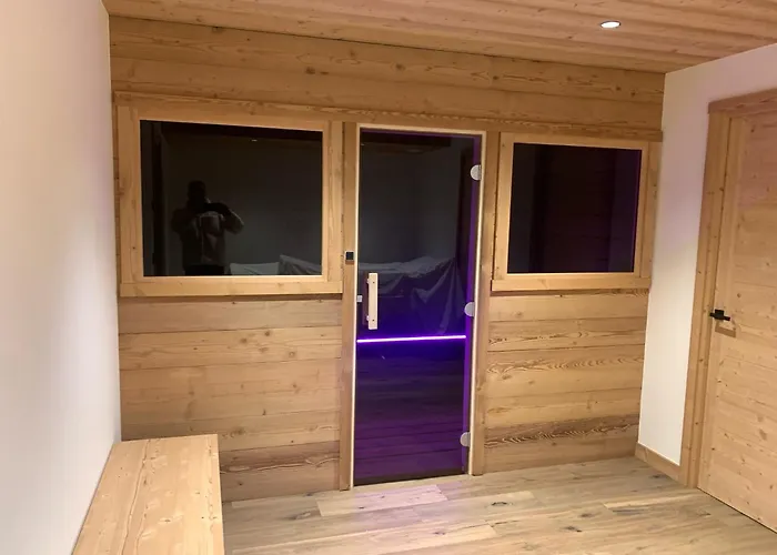 Prestige Helios 12 Guests * 梅杰夫