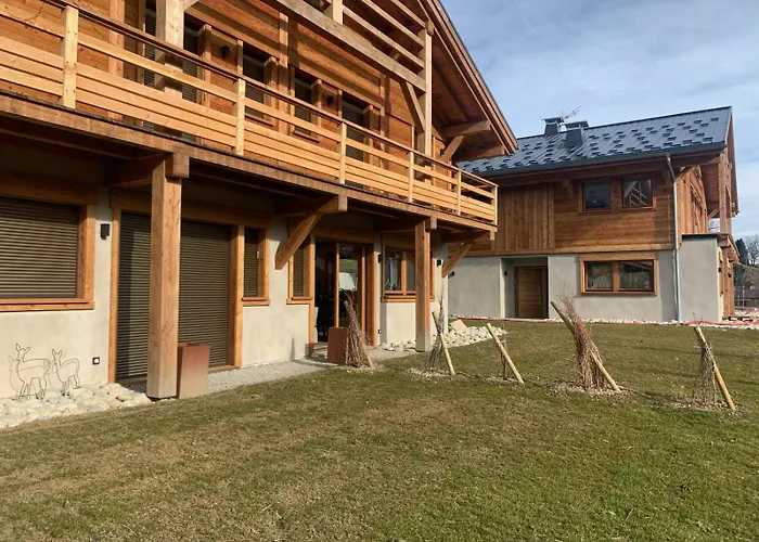 Prestige Helios 12 Guests 木屋 *