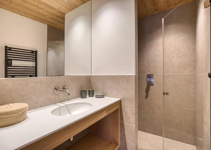 Prestige Helios 12 Guests * 梅杰夫